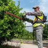 Aparador de Cerca Viva a Bateria Greenworks GHD260 82V (s/ bateria e carregador)